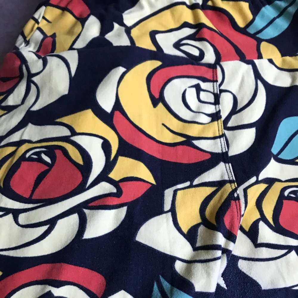 Disney inspired Belle leggings- LuLa Roe